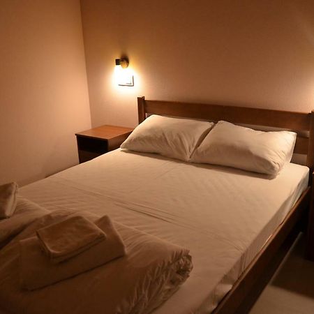 Hostel Vshokoladi Kiev Buitenkant foto
