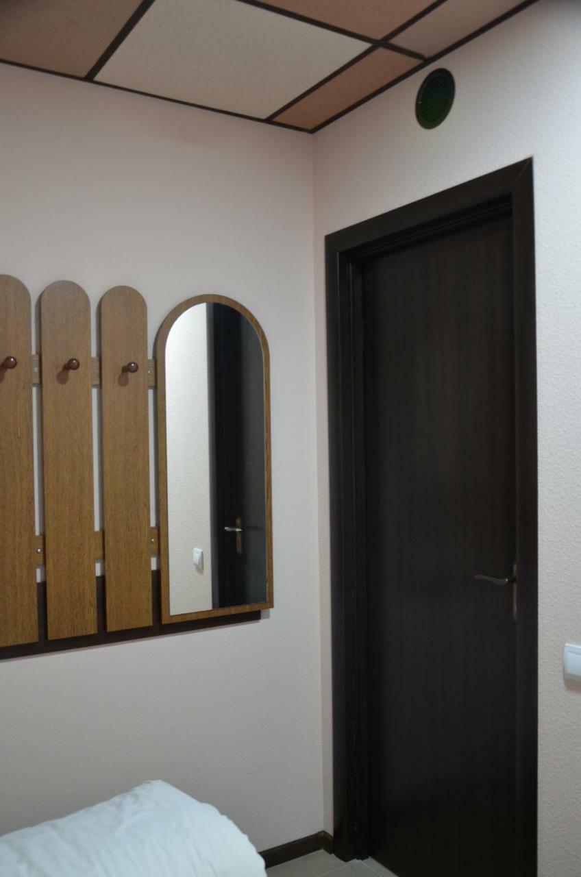 Hostel Vshokoladi Kiev Buitenkant foto