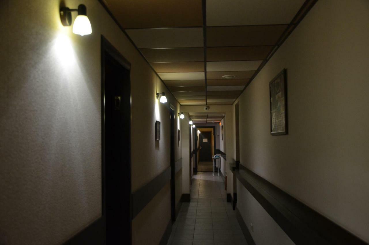 Hostel Vshokoladi Kiev Buitenkant foto